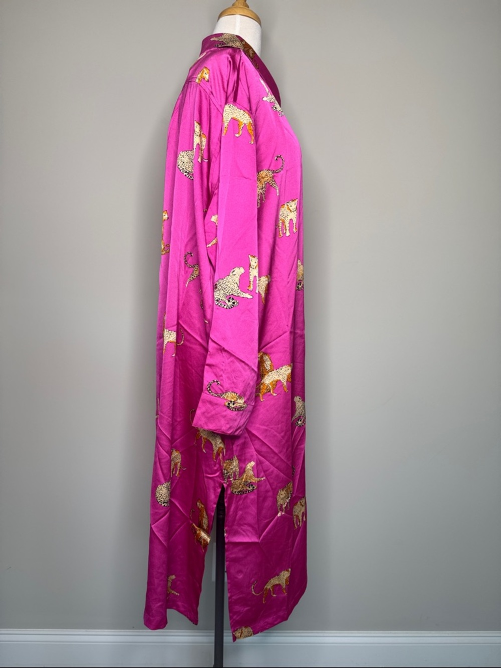 Umgee Fuchsia Maxi Shirt Dress with Gold Safari Motif - Picture 3 of 9